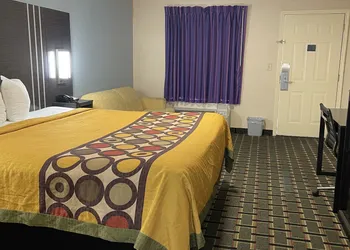 New Hampshire Inn hotel thumbnail 7