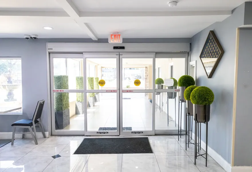 Baymont by Wyndham College Park Atlanta Airport South hotel detail image 6