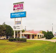Budget Inn and Suites hotel detail image 3
