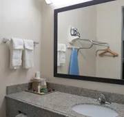 Crystal Inn Houston North I-45 hotel detail image 7