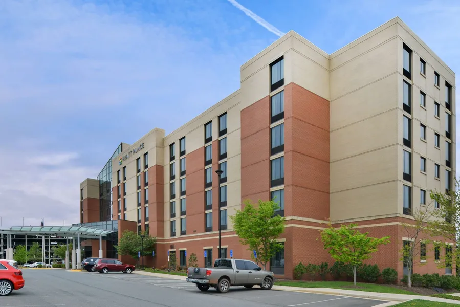 Hyatt Place Herndon Dulles Airport East hotel detail image 2