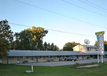 Neepawa motel hotel thumbnail 6