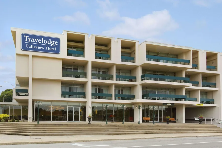 Travelodge by Wyndham Niagara Falls Fallsview hotel detail image 2