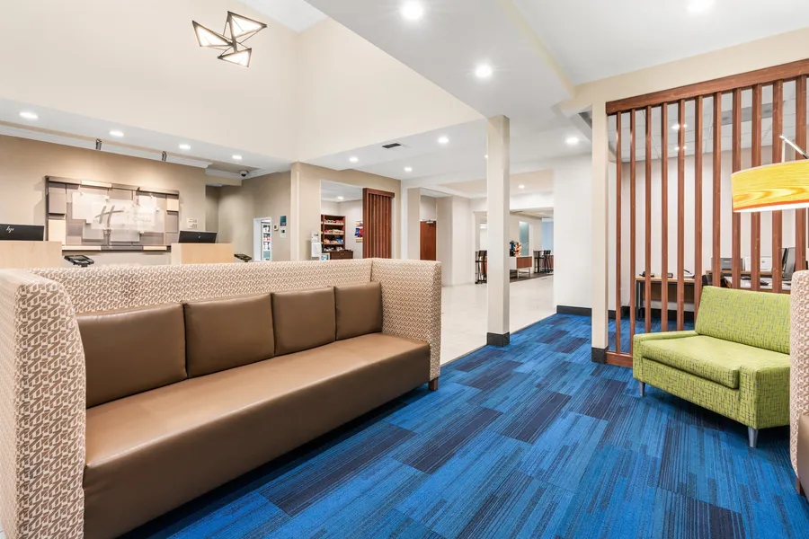 Holiday Inn Express & Suites Klamath Falls Central by IHG hotel detail image 2