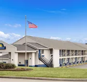 Days Inn by Wyndham Ardmore hotel detail image 3