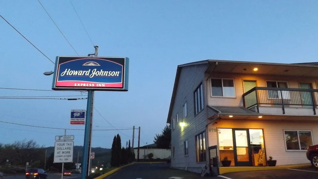 Howard Johnson by Wyndham Roseburg hotel detail image 2