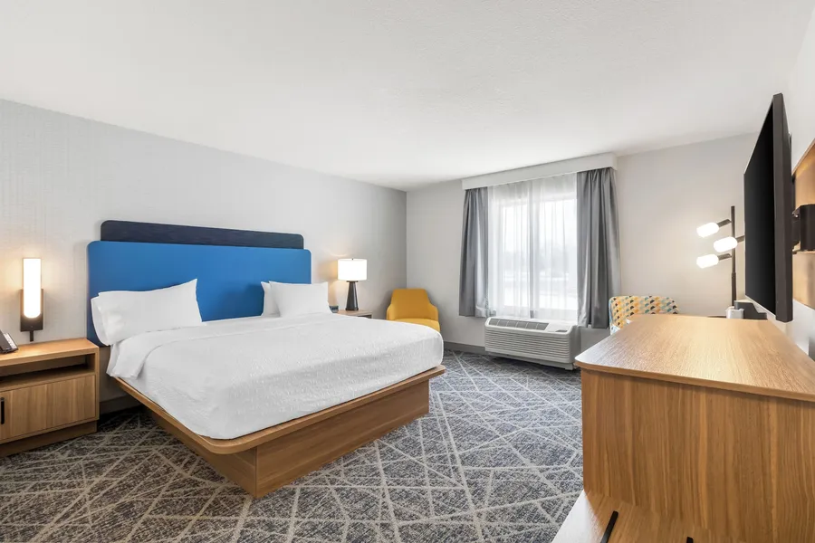 Hampton Inn & Suites New Castle hotel detail image 6