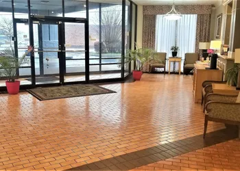 Madison Inn and Suites hotel thumbnail 3