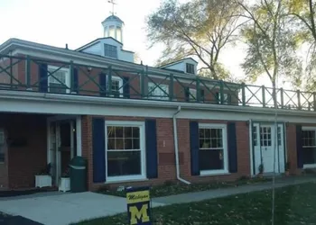 The University Inn Ann Arbor hotel thumbnail 2