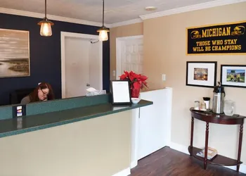 The University Inn Ann Arbor hotel thumbnail 5