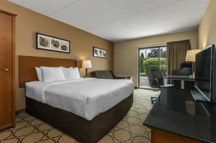 Comfort Inn Parry Sound hotel detail image 2