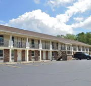 Econo Lodge Sturbridge Route 20 hotel detail image 5