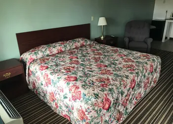 Relax Inn hotel thumbnail 5