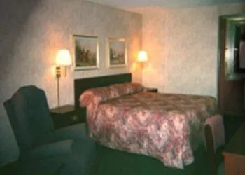 Relax Inn hotel thumbnail 7