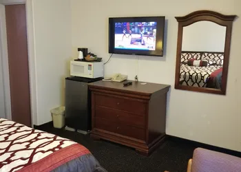 Valley Inn hotel thumbnail 5