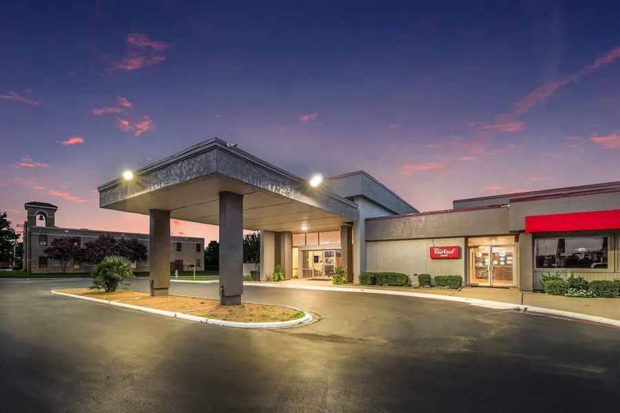 Red Roof Inn Lewisville hotel detail image 6