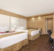 Ocean Beach Palace Hotel and Suites hotel detail image 7
