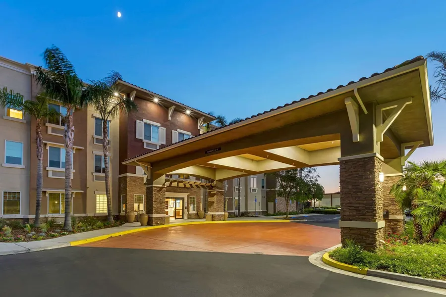 Comfort Inn & Suites near Ontario Airport hotel detail image 2