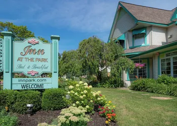 Inn At the Park hotel thumbnail 4