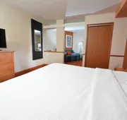 Fairfield Inn & Suites by Marriott hotel detail image 4
