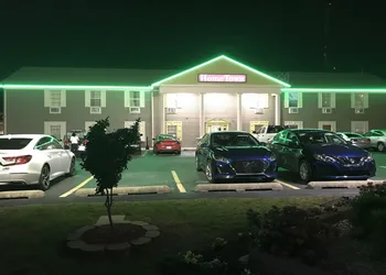 Hometown Inn & Suites hotel thumbnail 7