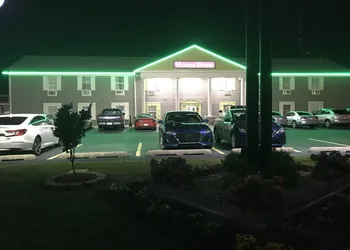 Hometown Inn & Suites hotel thumbnail 8