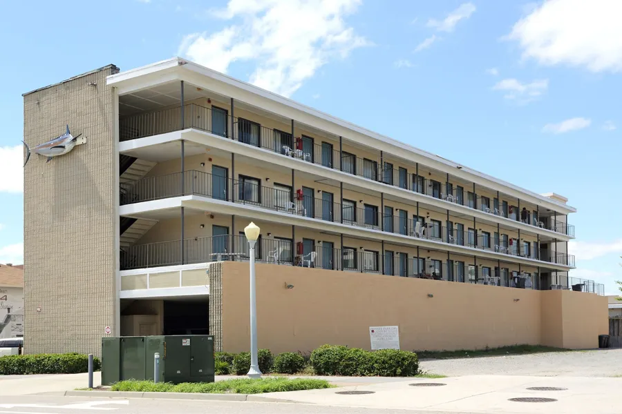 Blue Marlin Inn & Suites hotel detail image 2