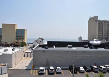 Blue Marlin Inn & Suites hotel thumbnail 5