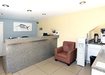 Blue Marlin Inn & Suites hotel thumbnail 6
