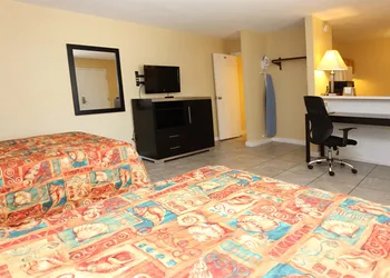 Blue Marlin Inn & Suites hotel thumbnail 8