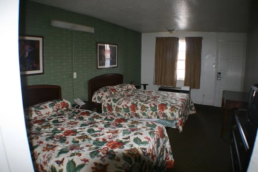 Budget Inn hotel detail image 6