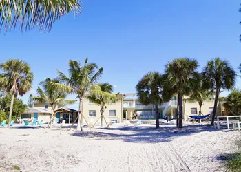 The Molloy - A Boutique Beach Resort hotel thumbnail 6