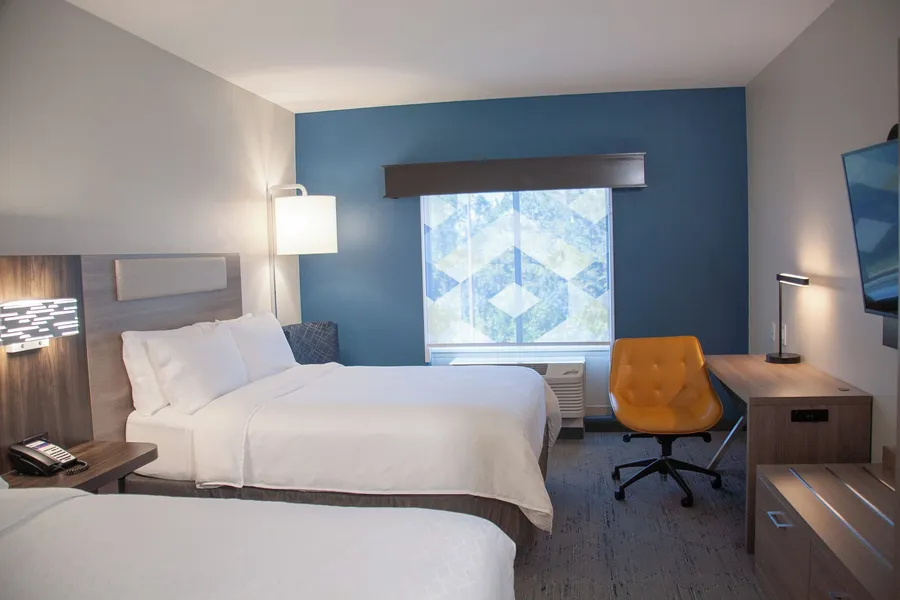 Holiday Inn Express and Suites Overland Park by IHG hotel detail image 6