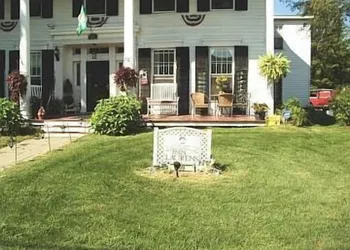 Brookside Inn At Laurens hotel thumbnail 3