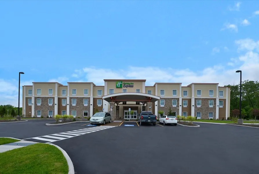 Holiday Inn Express Canandaigua - Finger Lakes by IHG hotel detail image 2