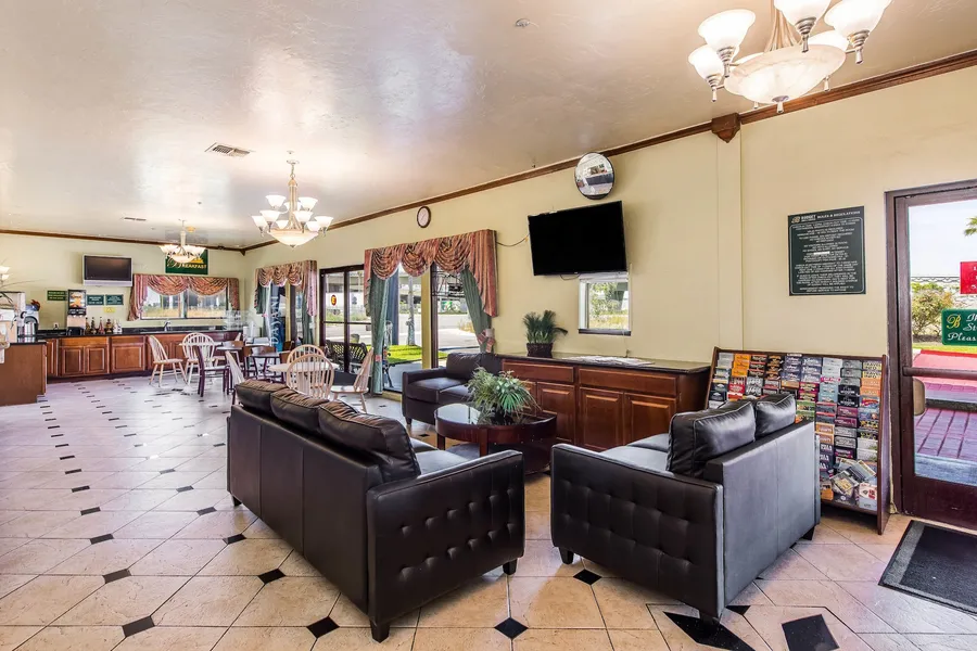 Budget Inn Anaheim / Santa Fe Springs hotel detail image 6