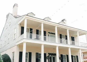 Fort Conde Inn hotel thumbnail 2