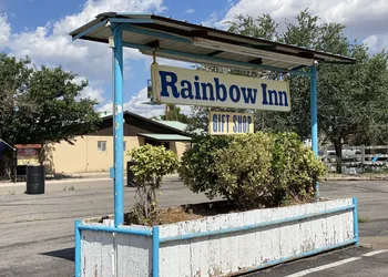 Rainbow Inn & Cottages hotel thumbnail 6