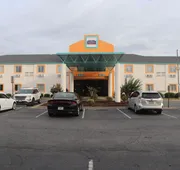 Howard Johnson by Wyndham Tifton GA I-75 hotel detail image 3
