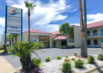 Dunes Inn & Suites hotel thumbnail 5