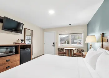 Top Notch Inn hotel thumbnail 6