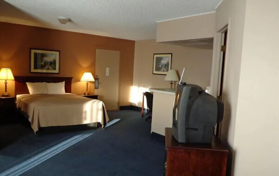 New SunFlower Inn hotel detail image 6