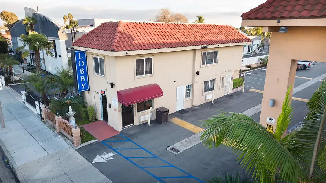 Rodeway Inn & Suites Bellflower hotel detail image 6