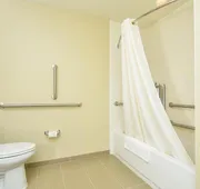 Comfort Suites Airport - University hotel detail image 7