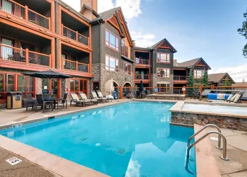 Luxury 3 Bedroom Ski in, Ski Out Mountain Vacation Rental Just Steps from the Snowflake Ski Lift hotel thumbnail 2