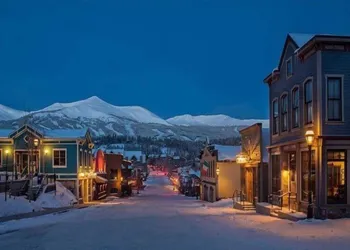 Luxury 3 Bedroom Ski in, Ski Out Mountain Vacation Rental Just Steps from the Snowflake Ski Lift hotel thumbnail 3
