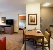 Homewood Suites by Hilton Winnipeg Airport-Polo Park, MB hotel detail image 4