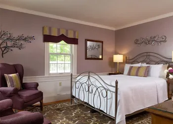 Rabbit Hill Inn hotel thumbnail 7