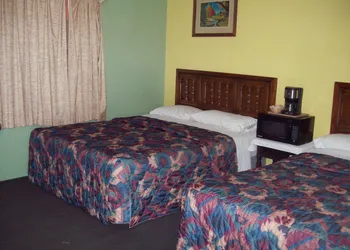 Budget Inn Sanderson hotel thumbnail 7