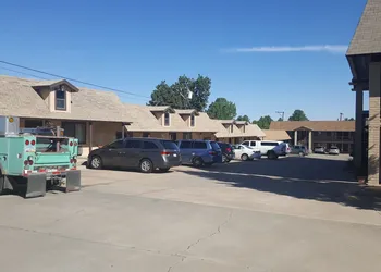 KC Motel hotel thumbnail 4